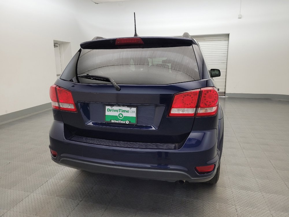 Used 2019 Dodge Journey SE w/ Connectivity Group FWD image 7
