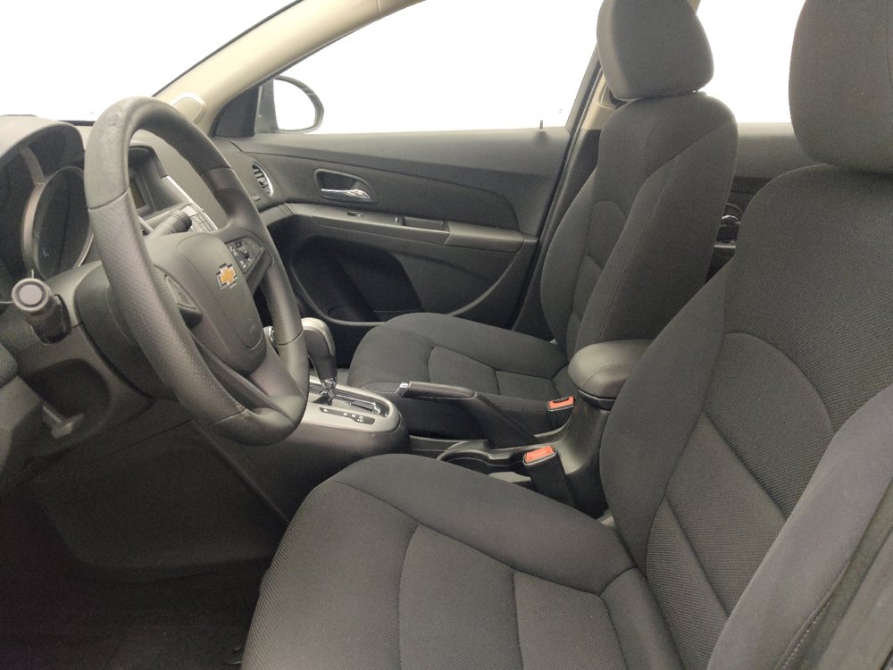 Used 2016 Chevrolet Cruze LT FWD image 17