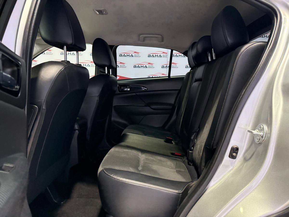 Used 2025 Mitsubishi Eclipse Cross SE image 36