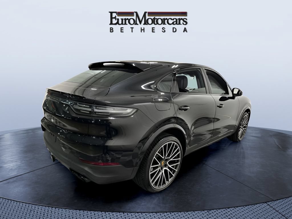 Certified 2023 Porsche Cayenne Platinum Edition AWD/4WD image 3