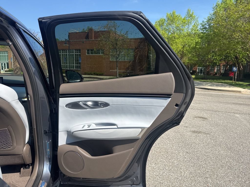 New 2026 Genesis GV70 2.5T Advanced AWD/4WD image 31