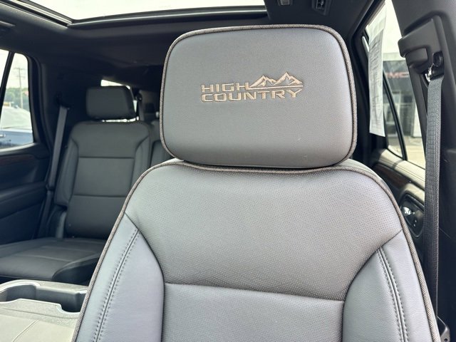 Used 2024 Chevrolet Tahoe High Country w/ Premium Package image 14