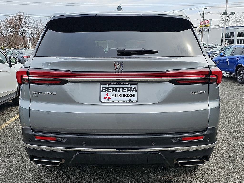 Used 2025 Buick Enclave Preferred image 5