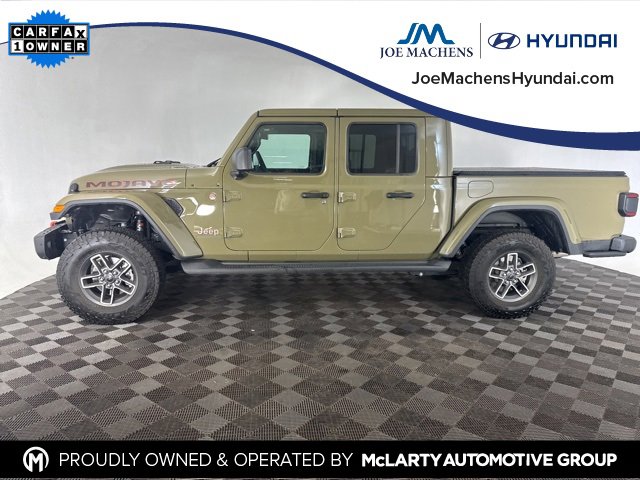 Used 2025 Jeep Gladiator Mojave image 2