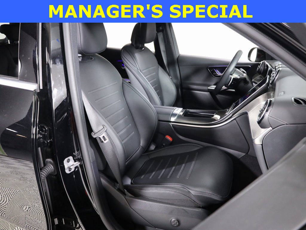 Used 2025 Mercedes-Benz GLC 300 4MATIC image 47