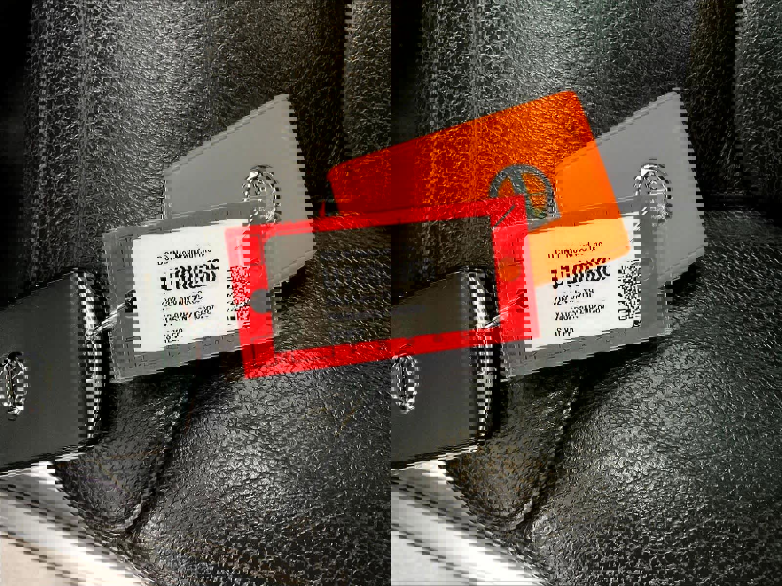 Used 2023 Volvo XC90 B6 Plus w/ Protection Package image 32