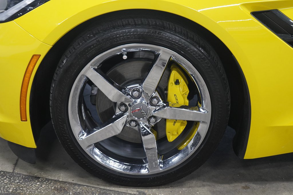 Used 2015 Chevrolet Corvette Stingray Convertible w/ 3LT Preferred Equipment Group RWD image 30