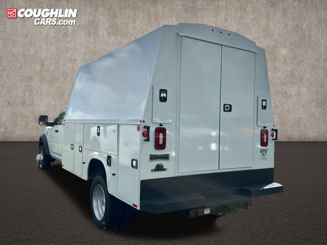 New 2026 RAM 5500 Tradesman w/ Chrome Appearance Group AWD/4WD image 4