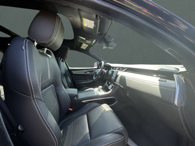 Certified 2025 Jaguar F-PACE R-Dynamic S AWD/4WD image 23