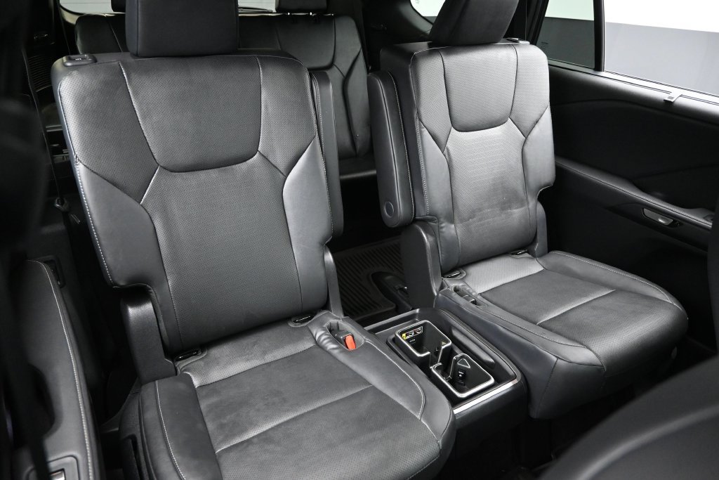 Used 2025 Lexus TX 500h AWD w/ Technology Package image 28