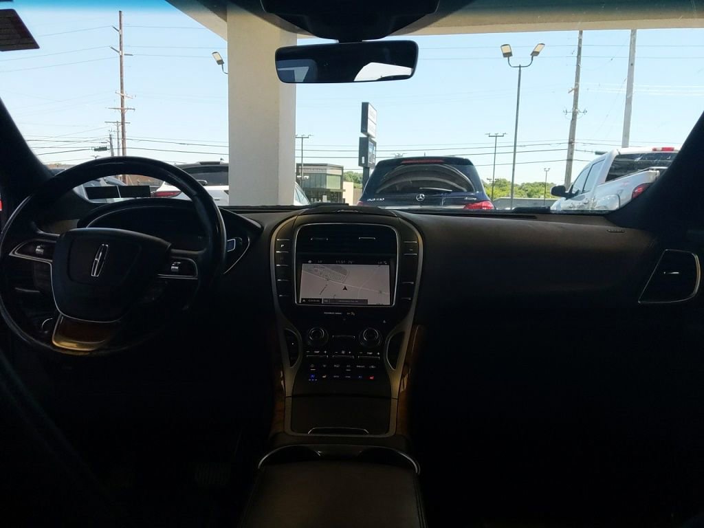 Used 2019 Lincoln Nautilus Reserve AWD/4WD image 12