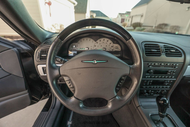 Used 2002 Ford Thunderbird Deluxe image 29