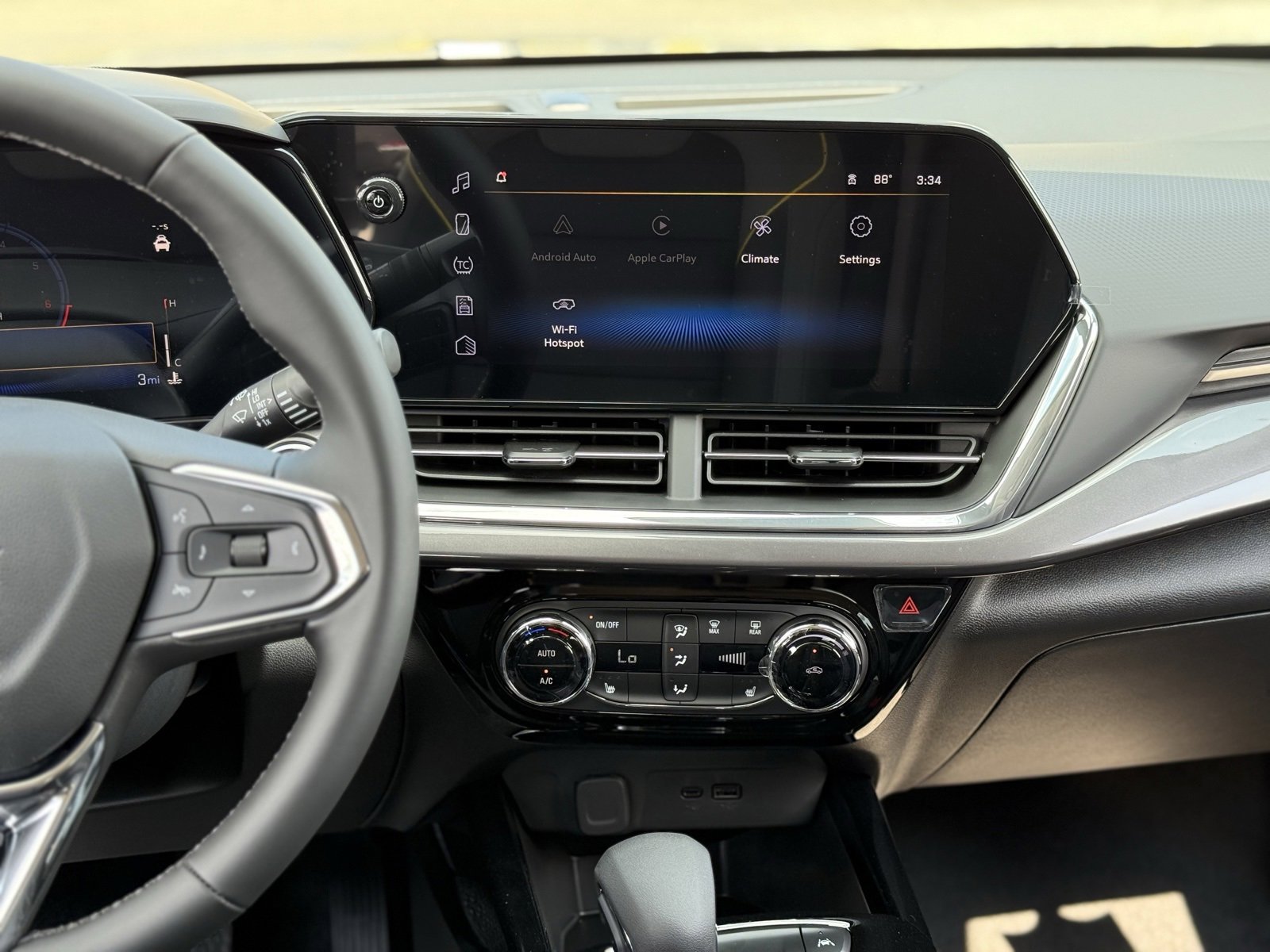 New 2026 Chevrolet Trax ACTIV w/ Sunroof Package image 15