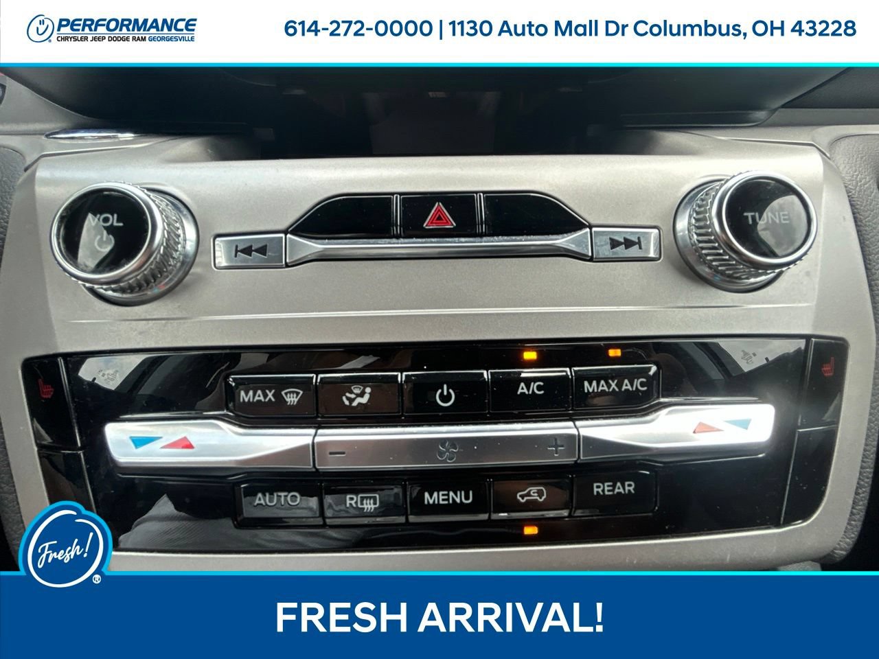Used 2022 Ford Explorer XLT AWD/4WD image 22