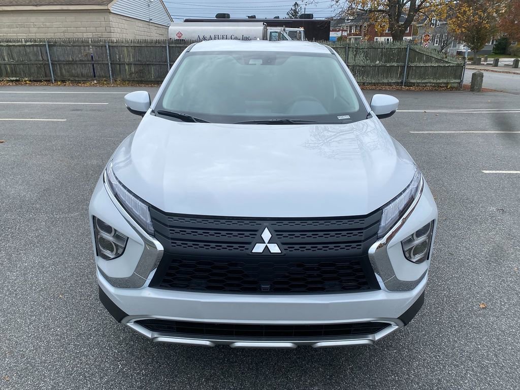 New 2026 Mitsubishi Eclipse Cross SE image 3