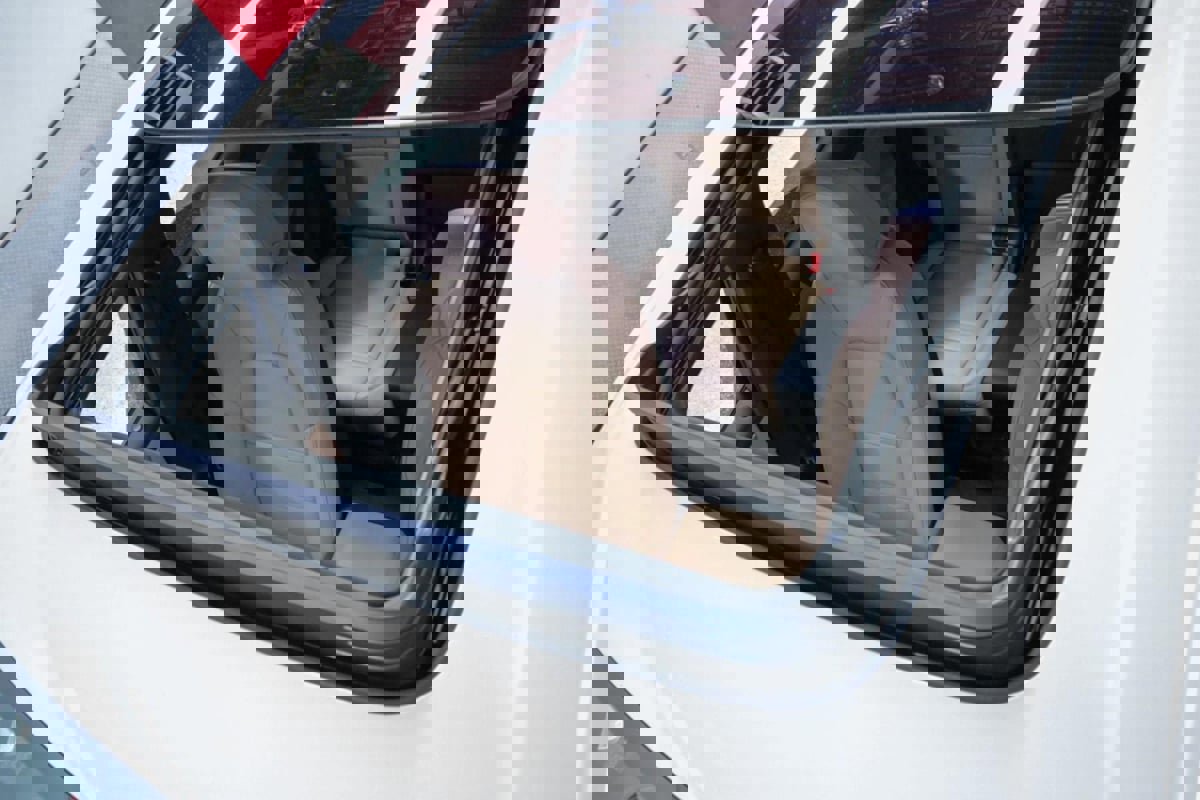 Used 2024 Porsche Cayenne AWD/4WD image 17