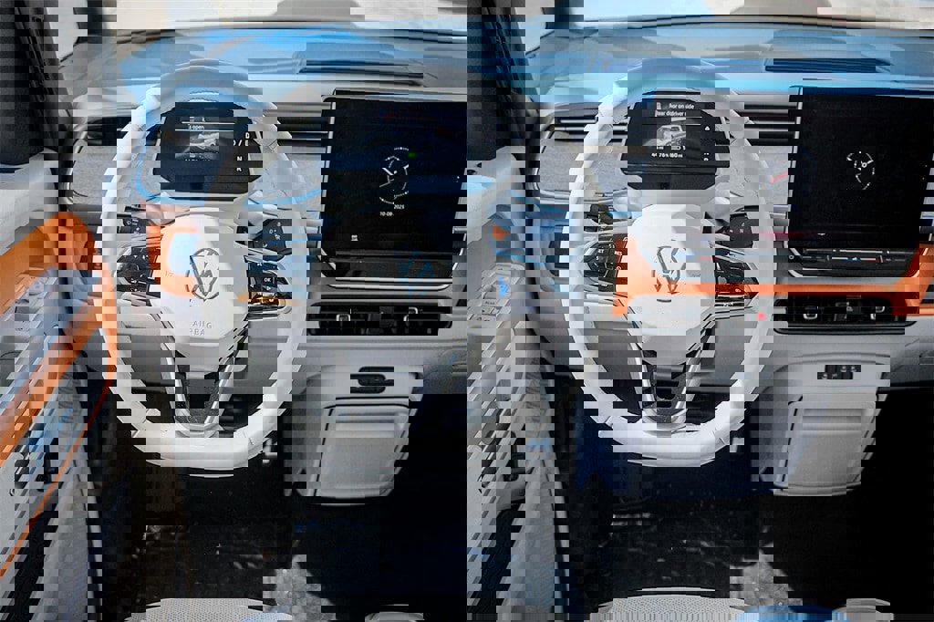 New 2025 Volkswagen ID. Buzz Pro S Plus image 24