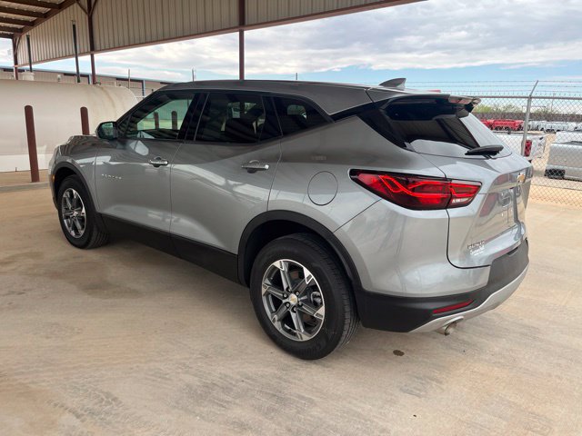 Used 2026 Chevrolet Blazer LT FWD image 7