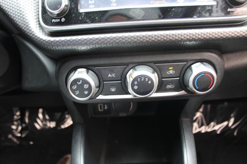 Used 2020 Nissan Kicks S FWD image 17