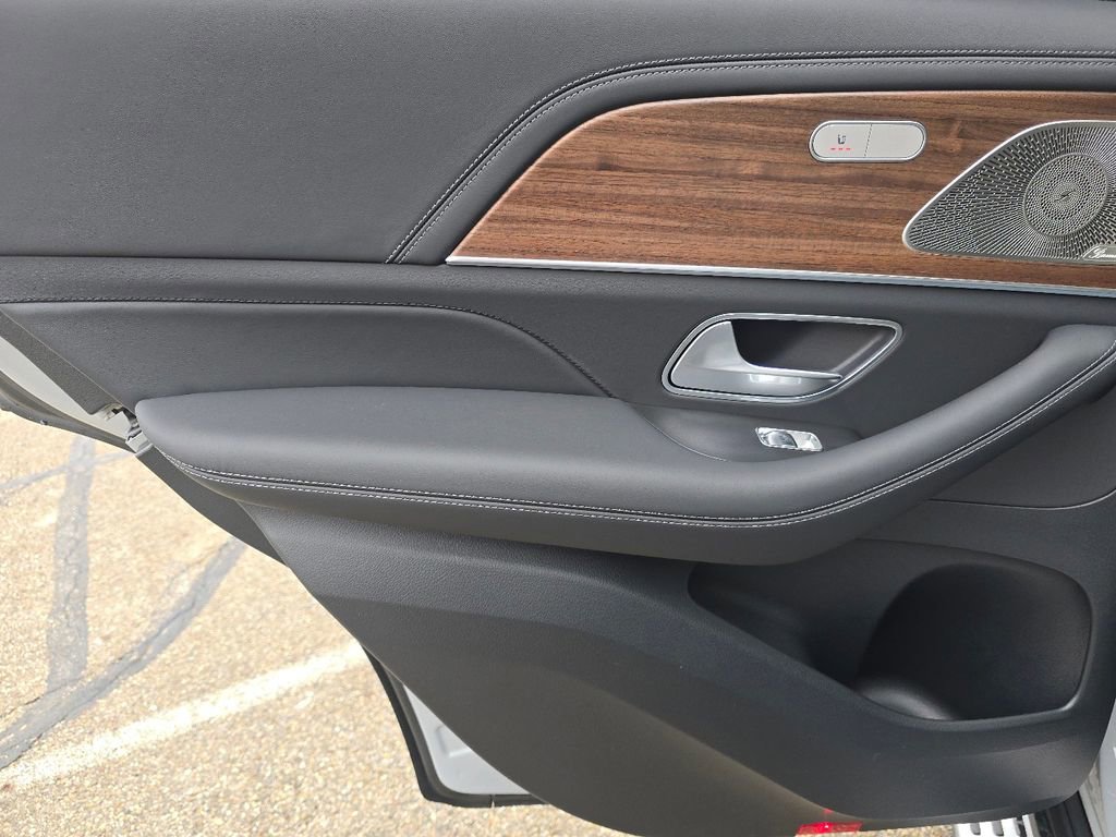 New 2026 Mercedes-Benz GLE 63 AMG S image 27