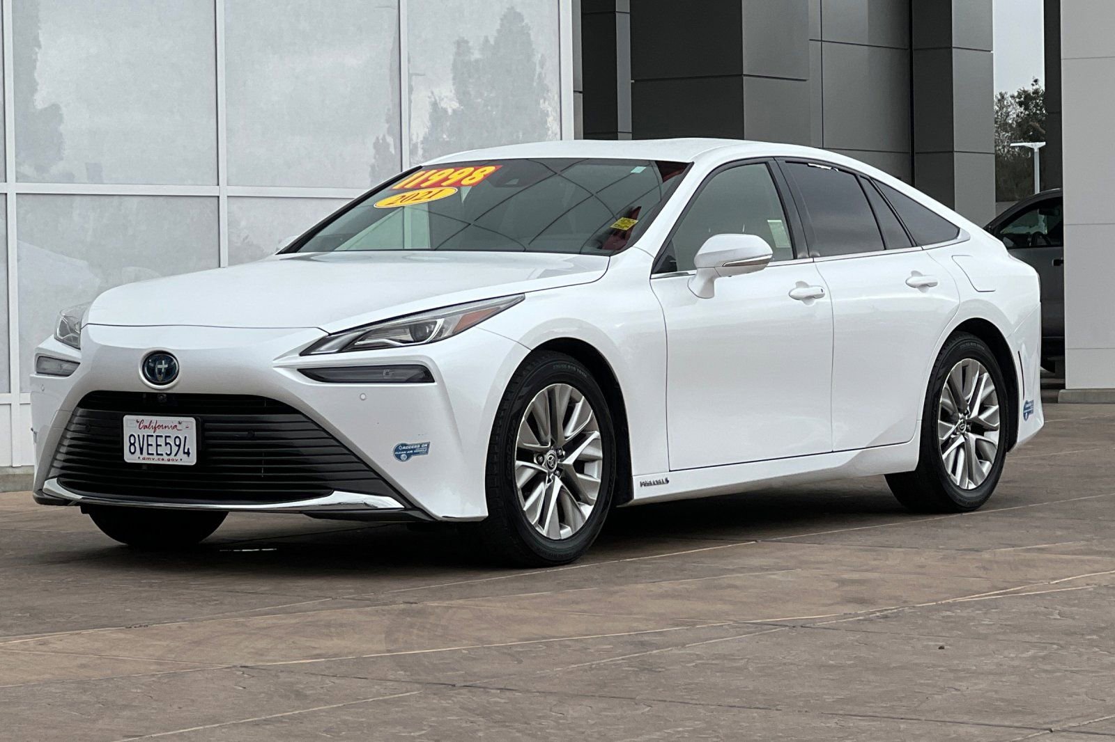 Certified 2021 Toyota Mirai XLE w/ Advanced Technology Package image 10