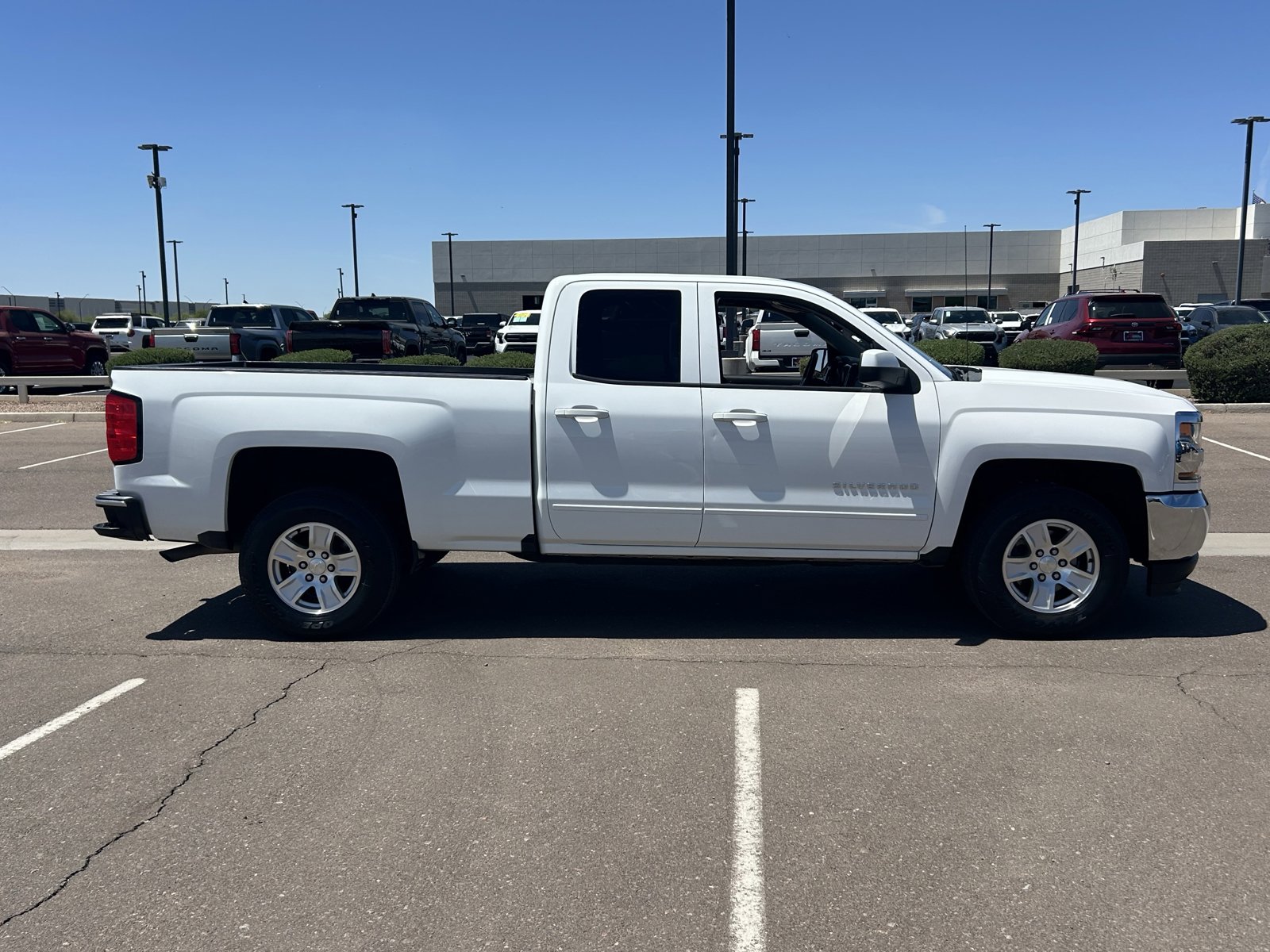 Certified 2019 Chevrolet Silverado 1500 LT RWD image 6