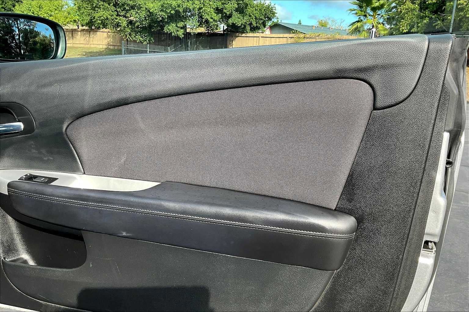 Used 2013 Chrysler 200 Touring image 25