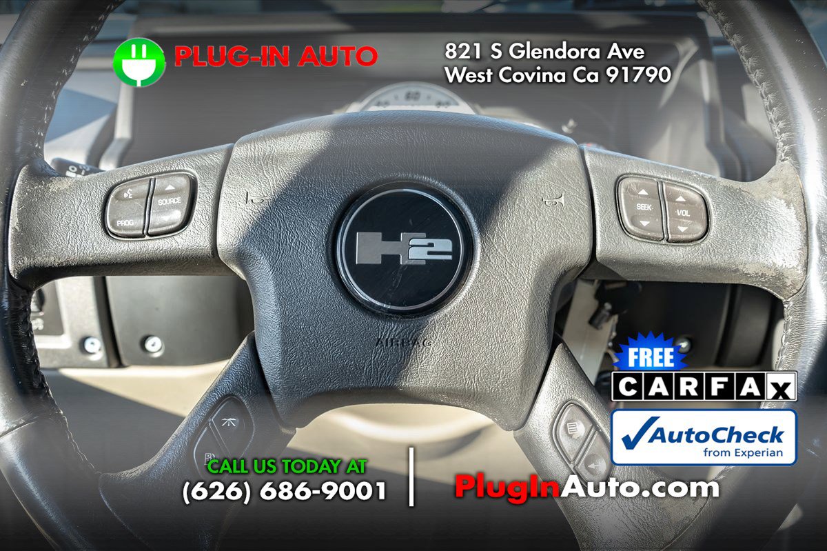 Used 2004 HUMMER H2 w/ Preferred Equipment Group image 20