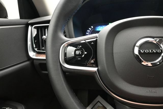 Used 2024 Volvo S60 B5 Plus AWD/4WD image 25