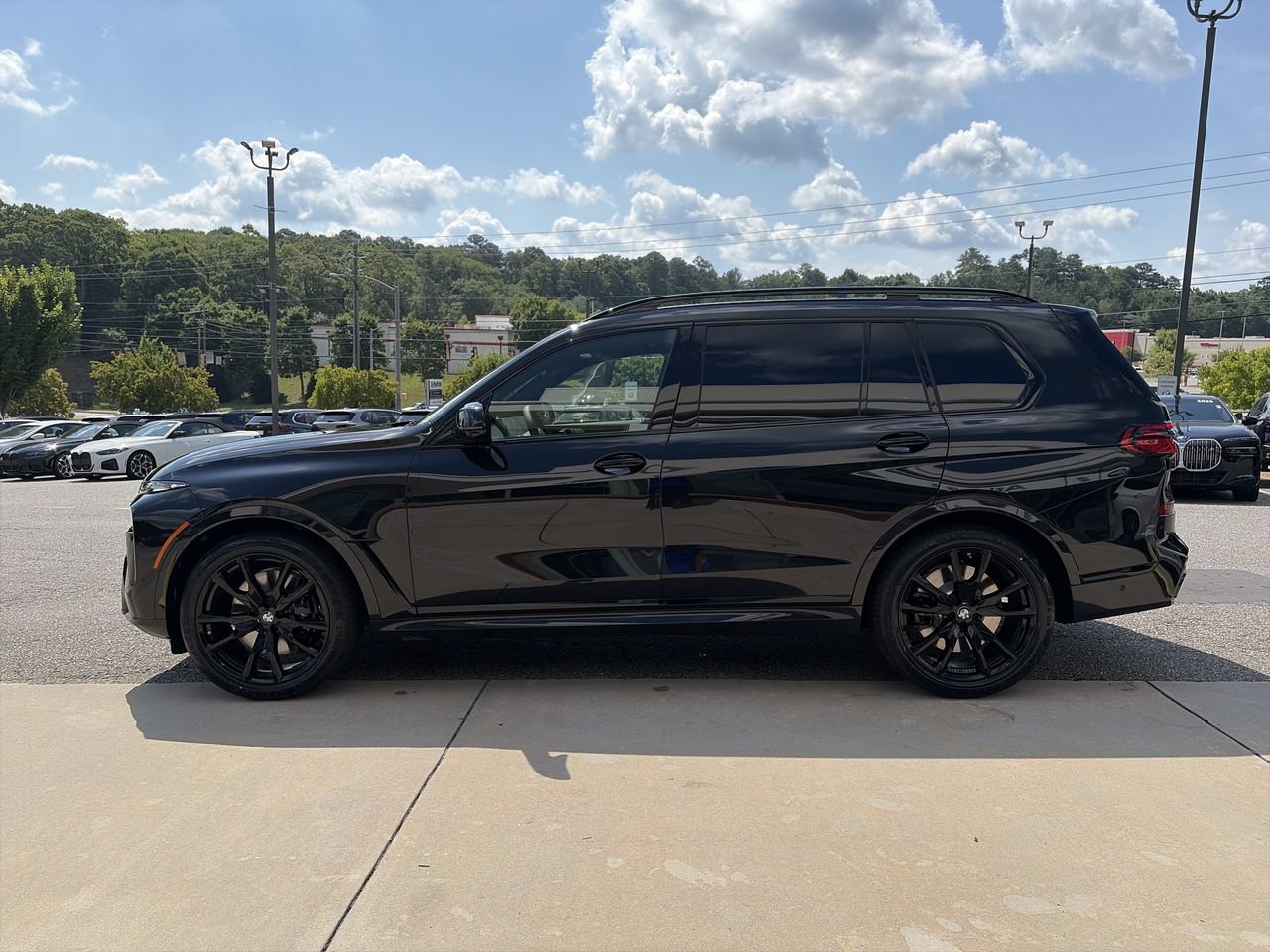 New 2027 BMW X7 M60i AWD/4WD image 5