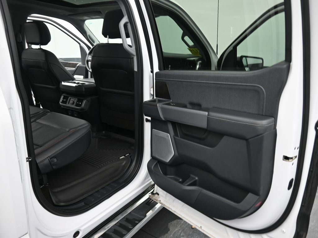 Used 2022 Ford F150 Lariat w/ Equipment Group 502A High image 30