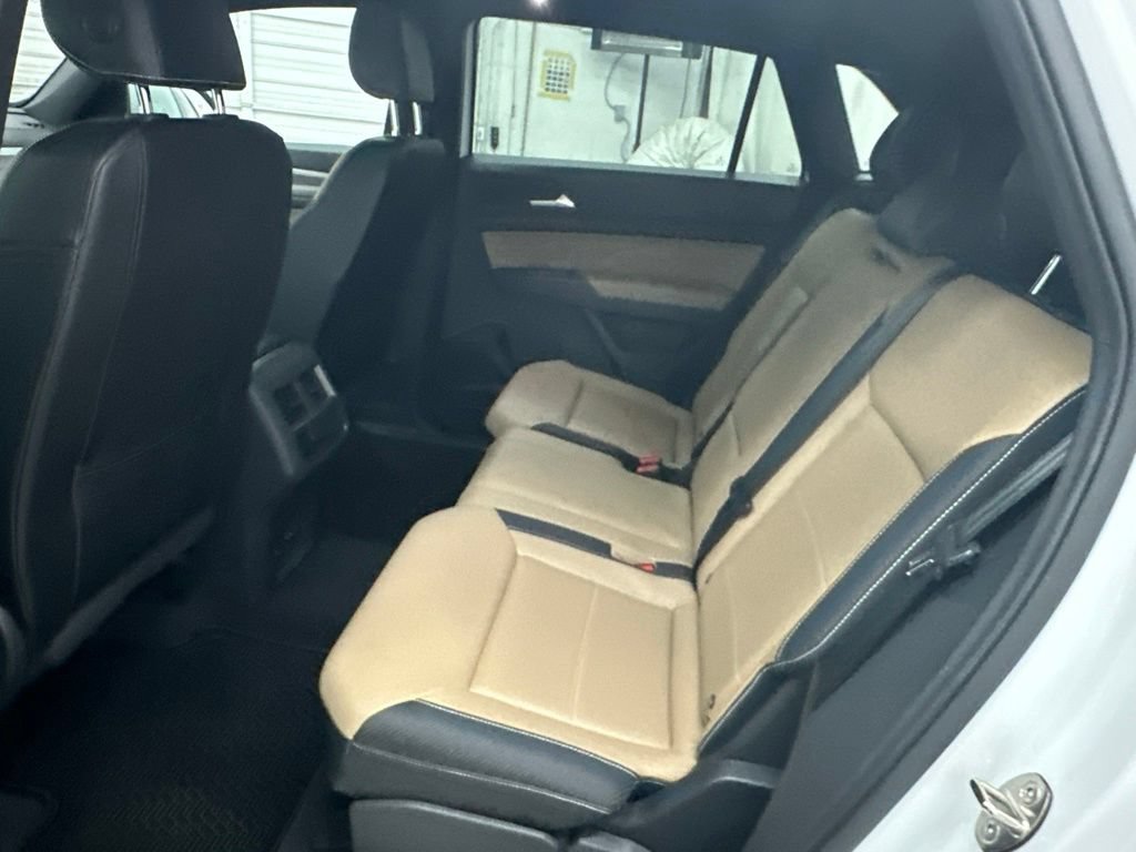 Used 2021 Volkswagen Atlas Cross Sport SE w/ Panoramic Sunroof Package AWD/4WD image 22
