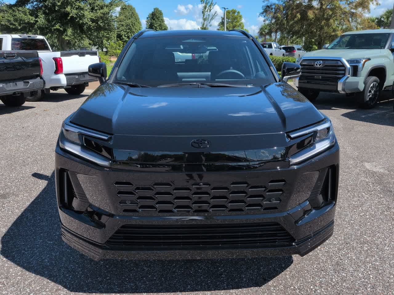 New 2026 Toyota RAV4 XSE AWD/4WD image 9