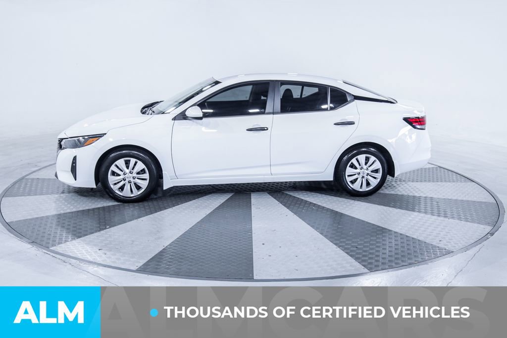 Used 2025 Nissan Sentra S image 4