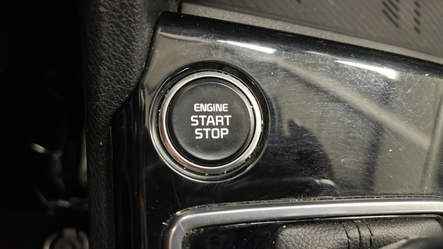 Used 2023 Kia Sportage EX AWD/4WD image 22