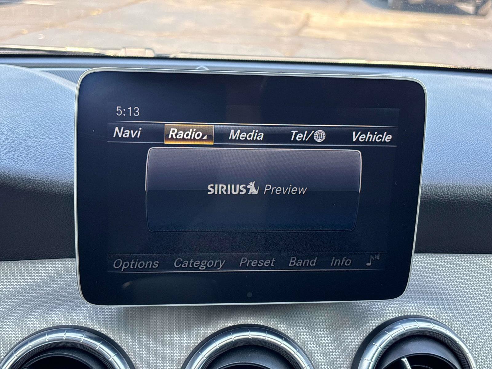 Used 2018 Mercedes-Benz CLA 250 4MATIC image 29