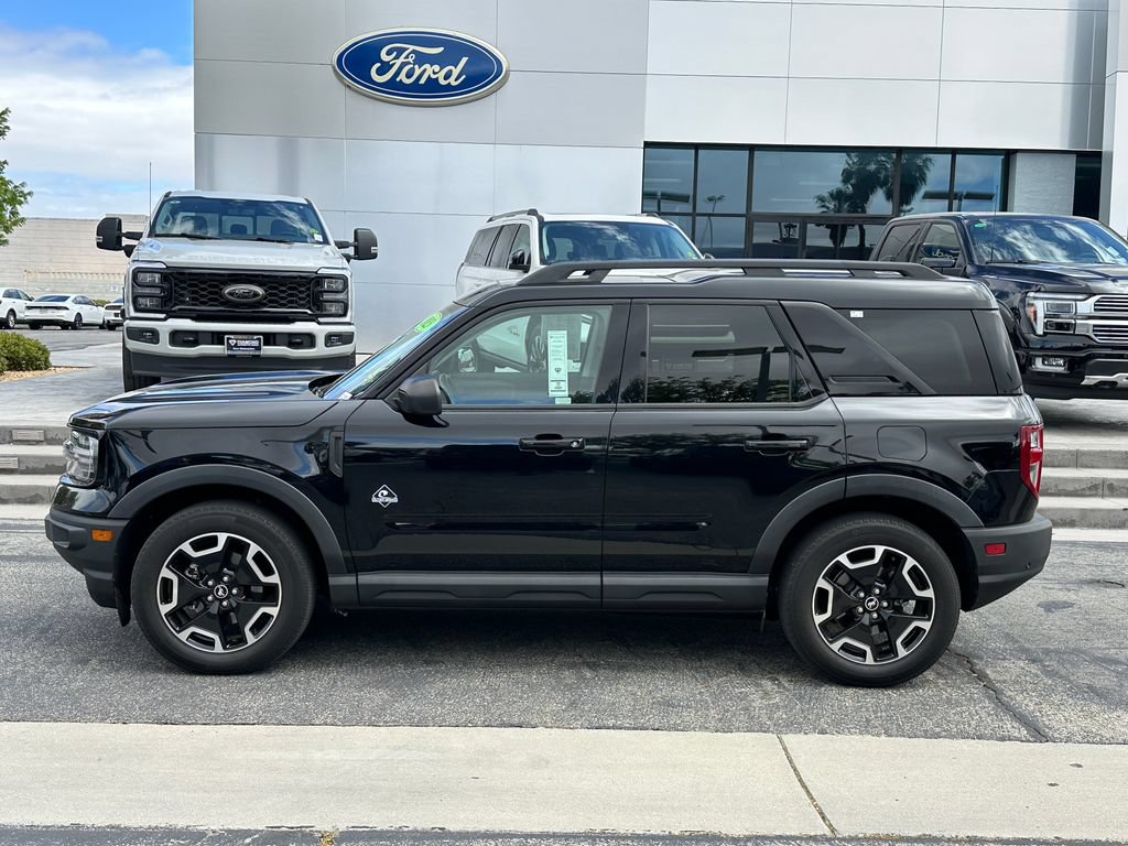Used 2023 Ford Bronco Sport Outer Banks w/ Tech Package AWD/4WD image 3