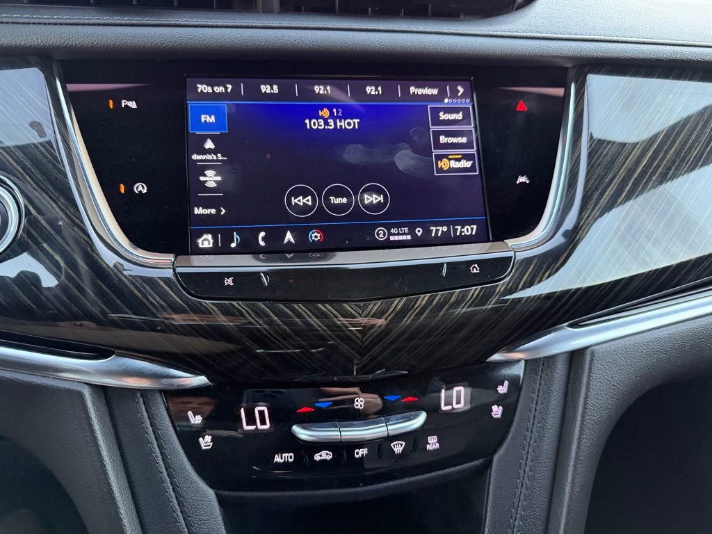 Used 2023 Cadillac XT6 Premium Luxury image 13