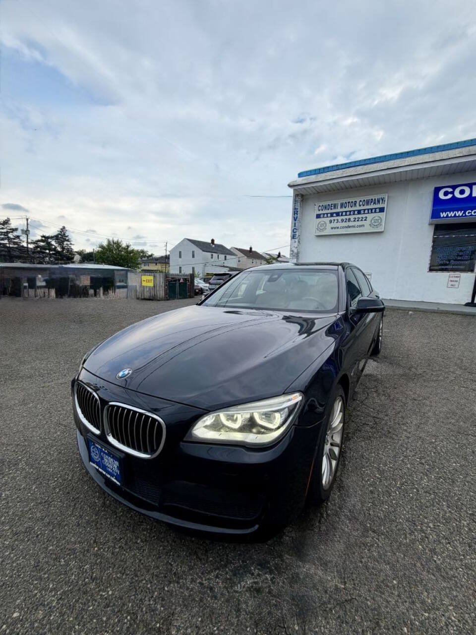 Used 2015 BMW 750Li xDrive AWD/4WD image 6