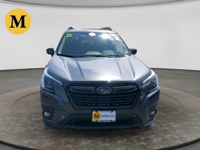 Used 2023 Subaru Forester Limited AWD/4WD image 9