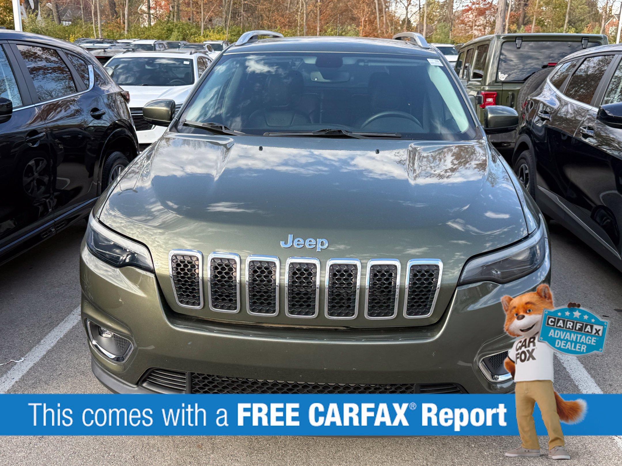 Used 2019 Jeep Cherokee Limited w/ Luxury Group AWD/4WD image 2