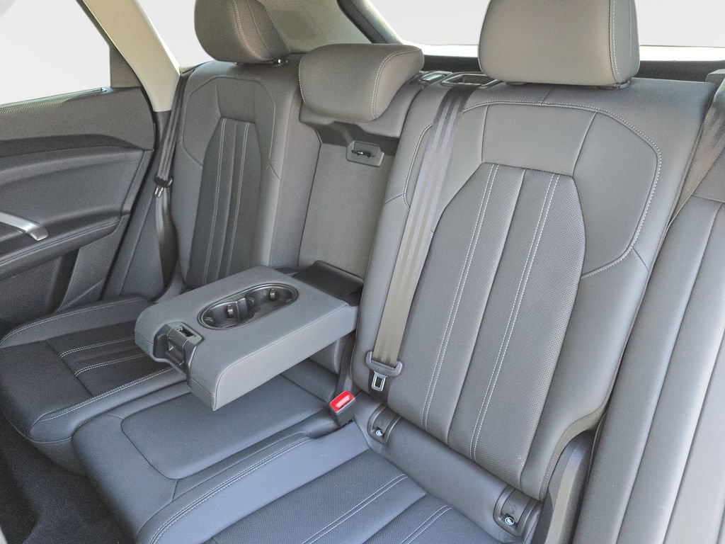 Certified 2025 Audi Q5 Premium w/ Premium Plus AWD/4WD image 17