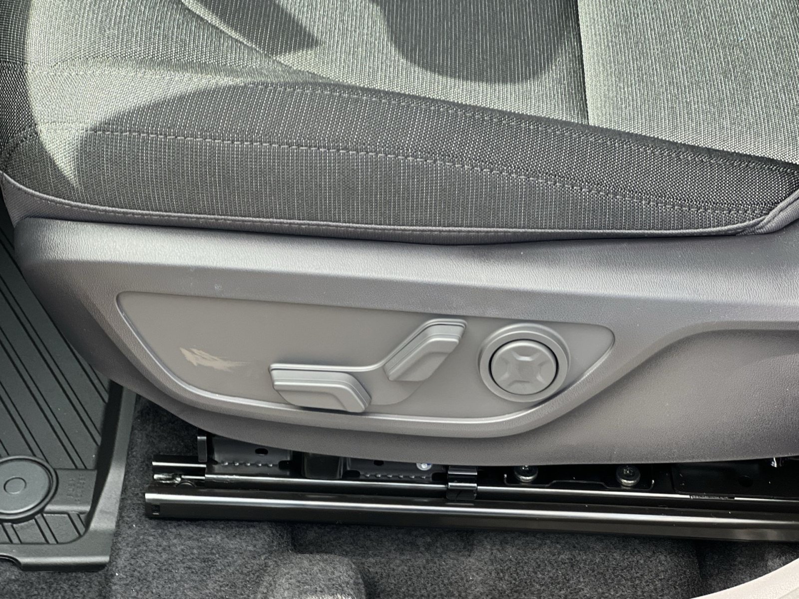 New 2027 Kia Seltos S FWD image 19