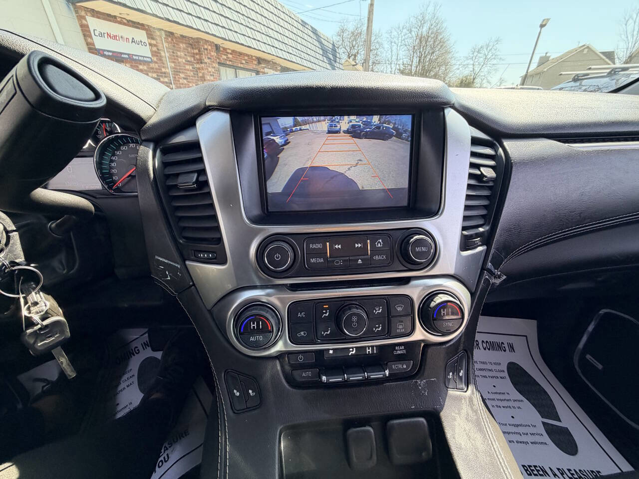 Used 2016 Chevrolet Suburban LT image 27