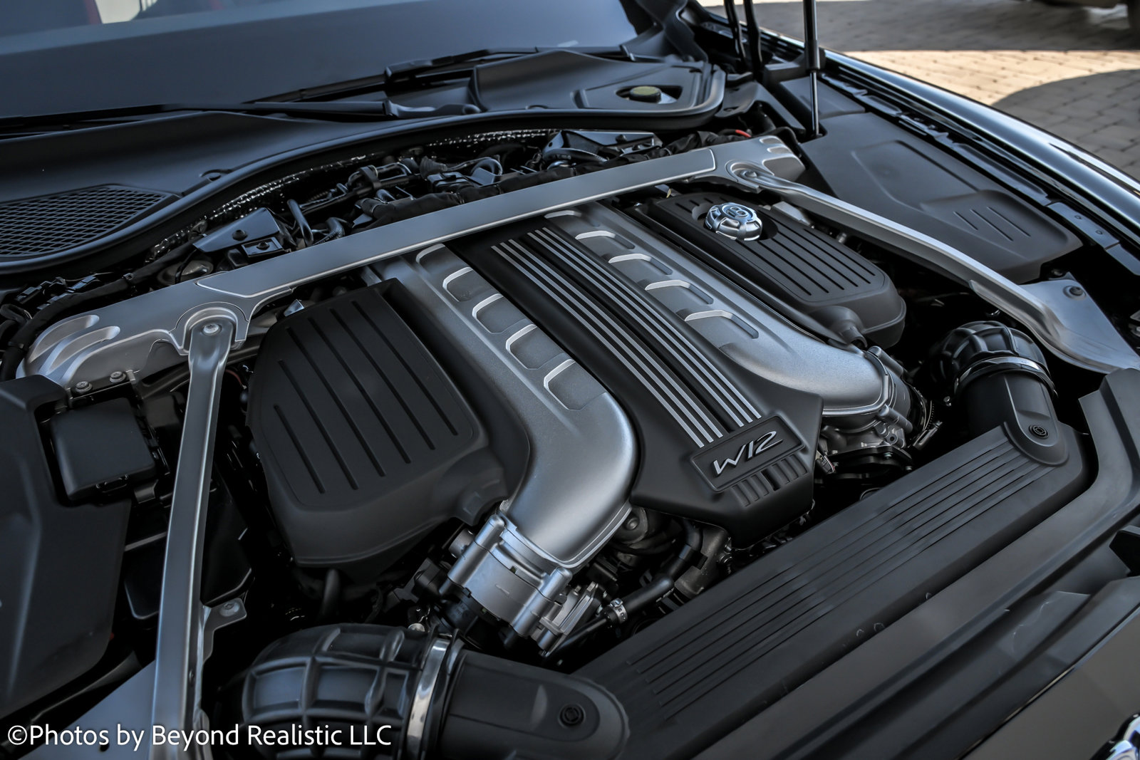 Used 2024 Bentley Flying Spur W12 image 17