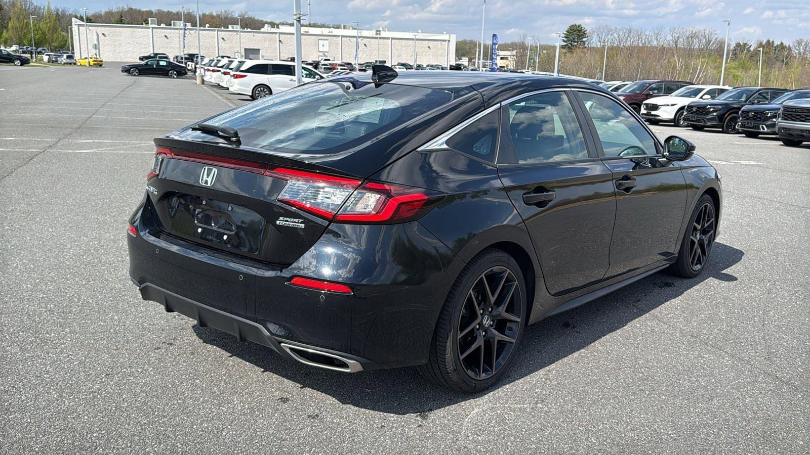 Used 2023 Honda Civic Sport Touring image 6