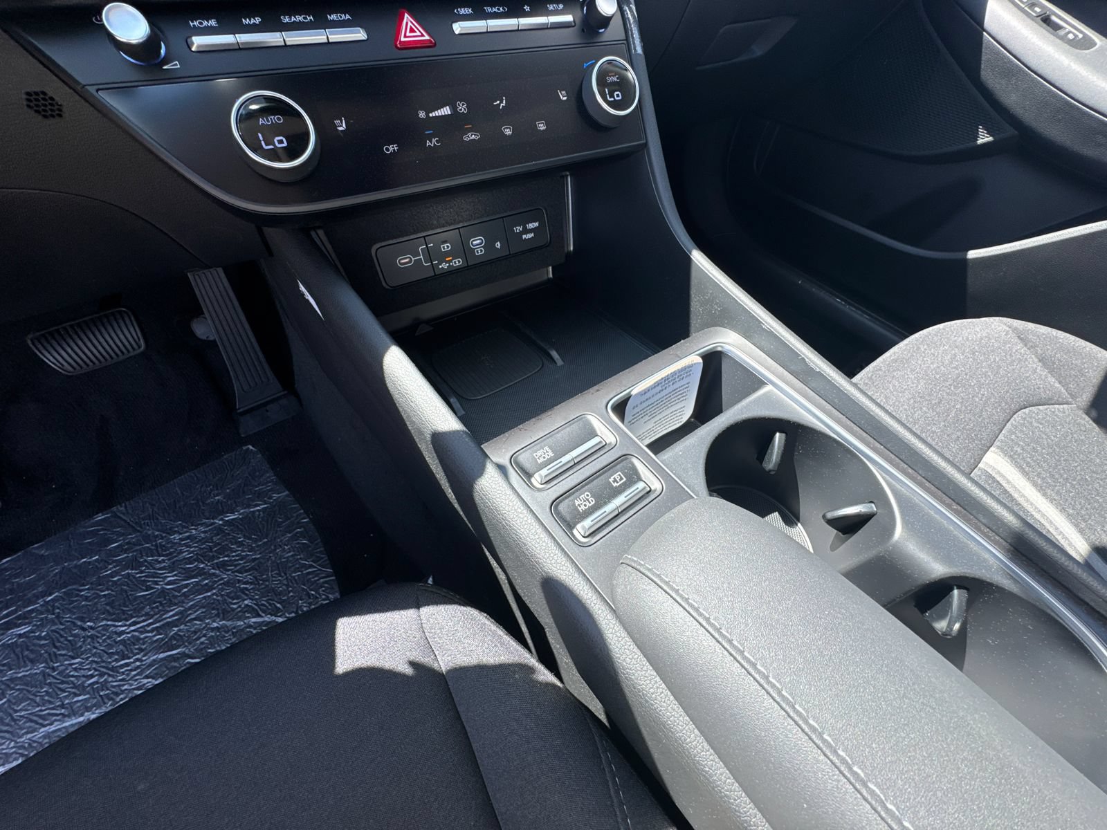 New 2026 Hyundai Sonata SEL FWD image 31