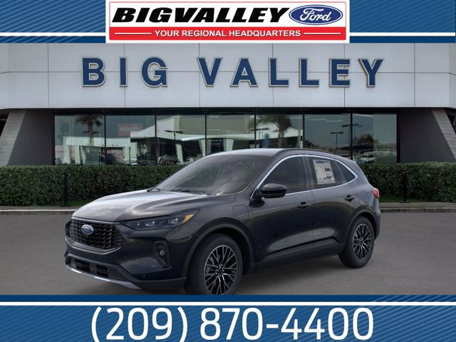 New 2025 Ford Escape SE w/ PHEV Premium Package