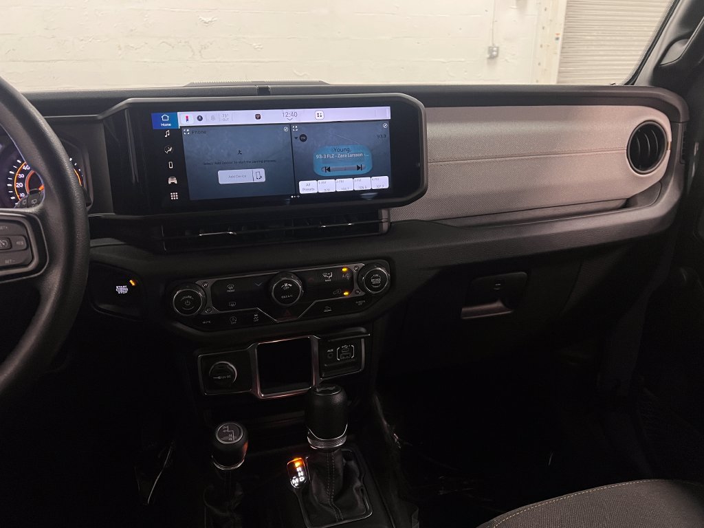 Certified 2024 Jeep Wrangler Unlimited Sport AWD/4WD image 17