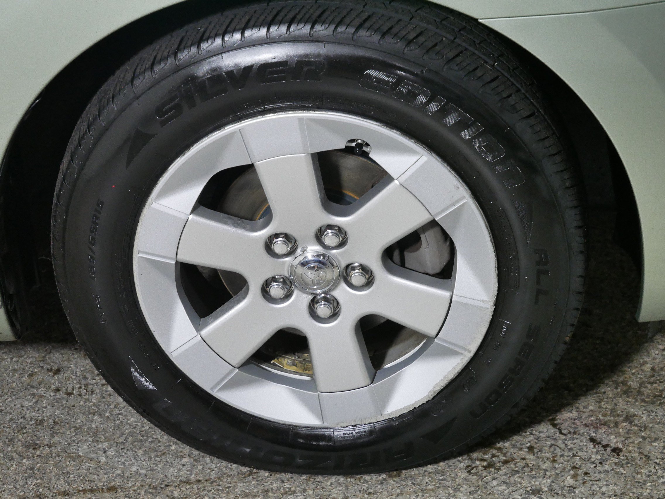 Used 2009 Toyota Prius w/ Pkg 2 FWD image 15